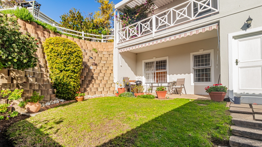 2 Bedroom Property for Sale in Fish Hoek Western Cape
